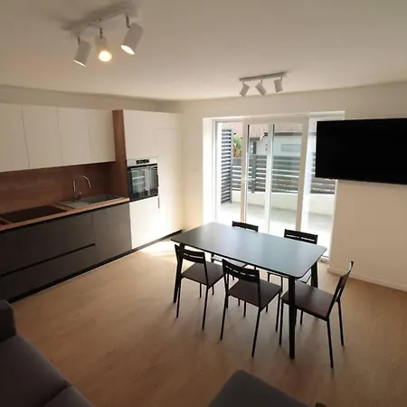 Elegant Retreat Stylish *